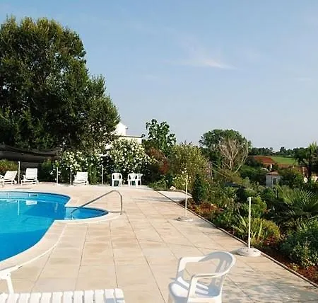 In With Terrace, Air Condition, Wifi, Washing Machine *