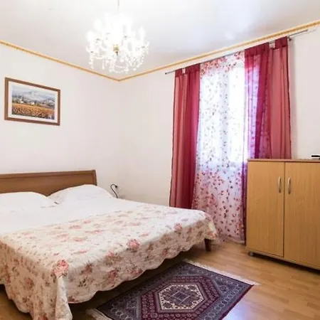 In With Terrace, Air Condition, Wifi, Washing Machine * Savudrija